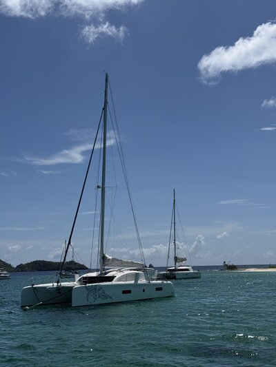 Outremer 5X ADDICTION performance sailing at speed